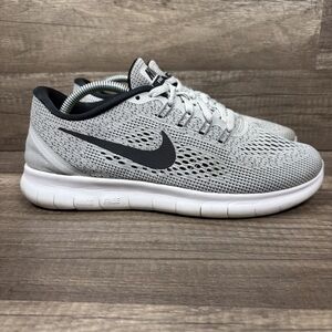 Nike Women's Gray and Black Athletic Running Shoes